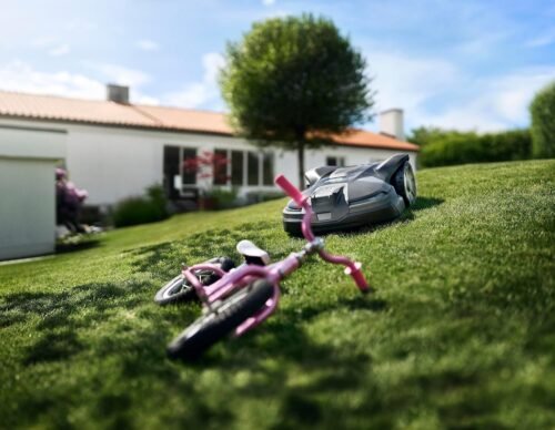 Husqvarna Automower 430X Robotic Lawn Mower Review
