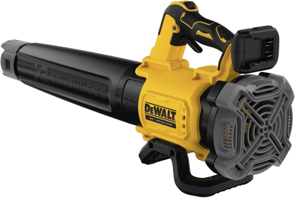 DEWALT 20V MAX* XR Leaf Blower, Cordless, Handheld, 125-MPH, 450-CFM, Tool Only (DCBL722B)